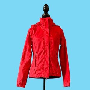 ☔️ The North Face Red Jacket ☔️